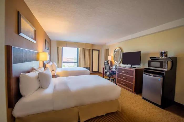 DoubleTree by Hilton Hotel Philadelphia Airport 5