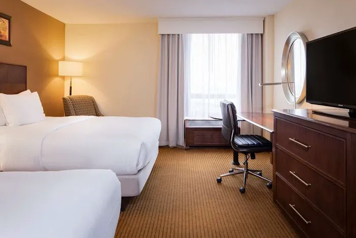 DoubleTree by Hilton Hotel Philadelphia Airport 5