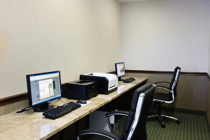 Holiday Inn Express Philadelphia Airport by IHG 4