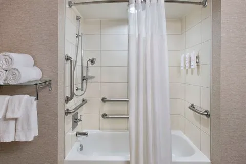 Philadelphia Airport Marriott 5
