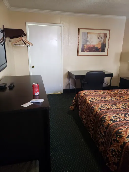 Economy Motel 4