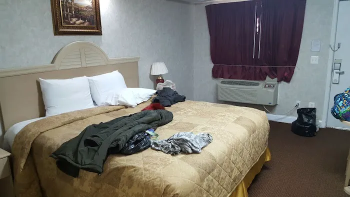 Country view Inn & Suites 4