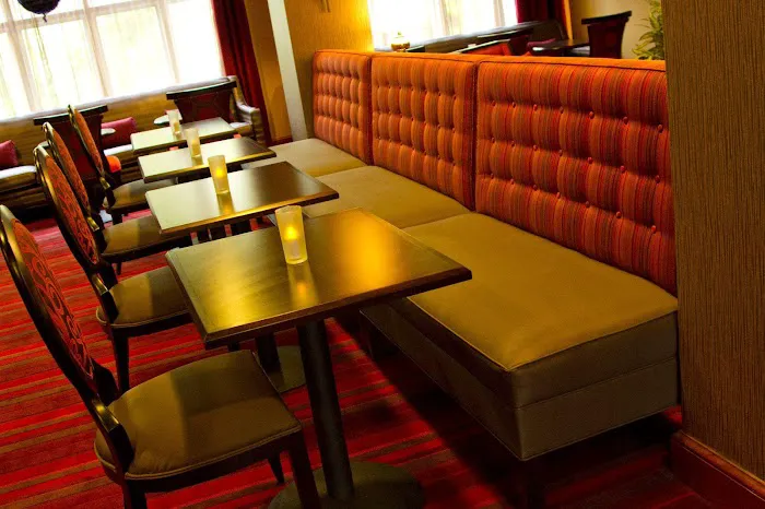 Holiday Inn Express & Suites Vineland Millville by IHG 4