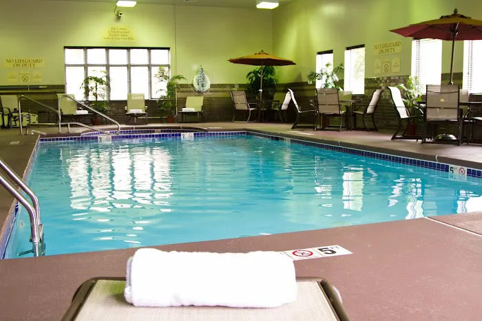 Holiday Inn Express & Suites Vineland Millville by IHG 4