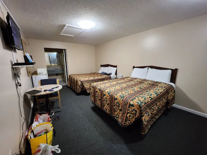 Sunshine Motel 4