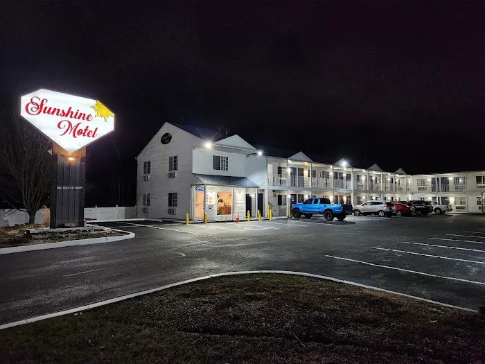 Sunshine Motel 4