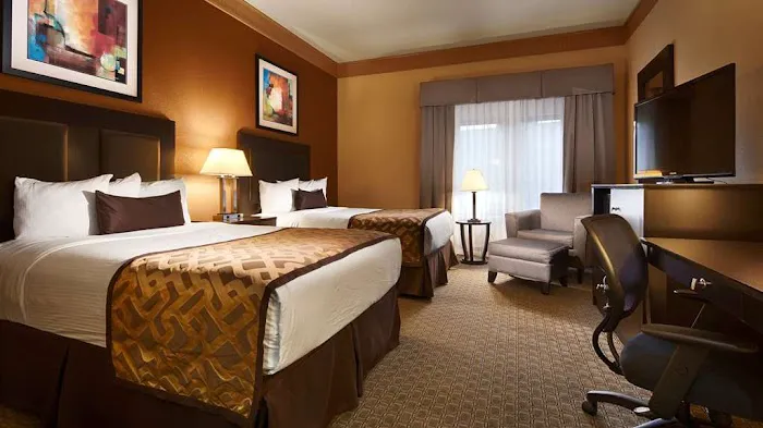 Best Western Plus Concordville Hotel 5