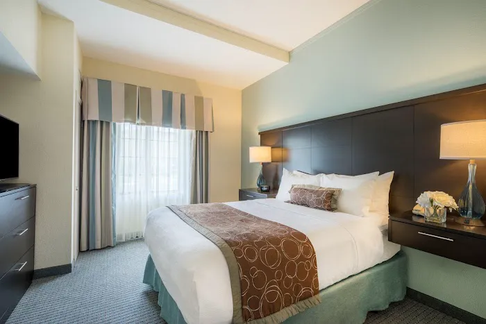 Staybridge Suites Wilmington - Brandywine Valley by IHG 5