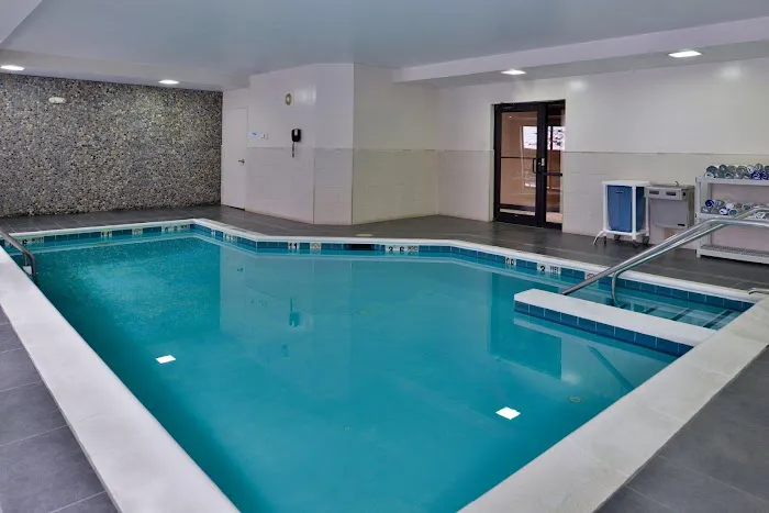 Holiday Inn Express & Suites West Chester by IHG 4