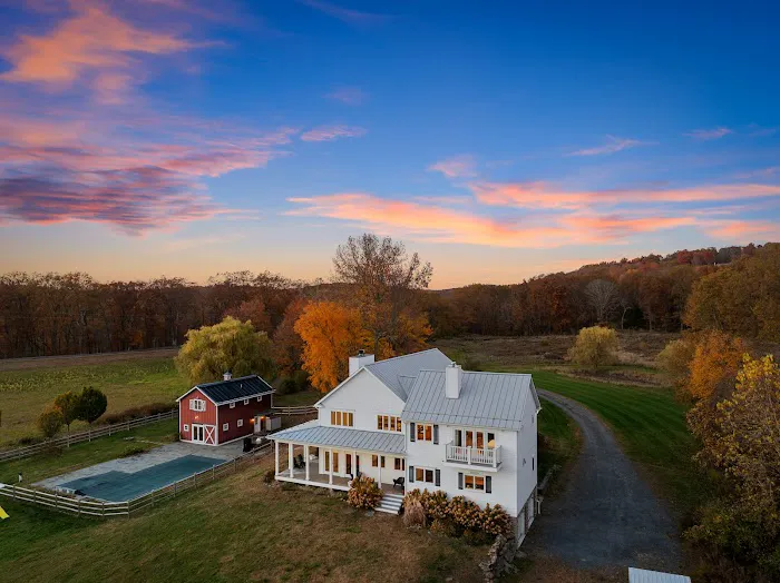 Wander Pine Plains 4