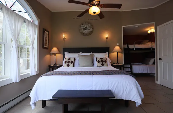 Changing Times Lodging 4