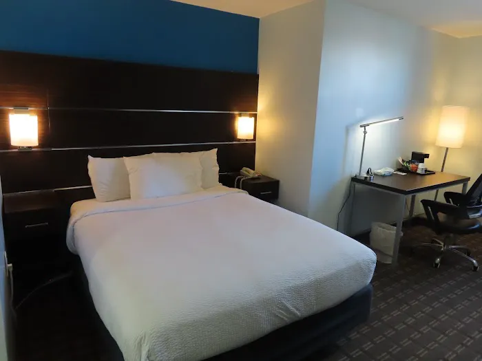 St Charles Hotel 4
