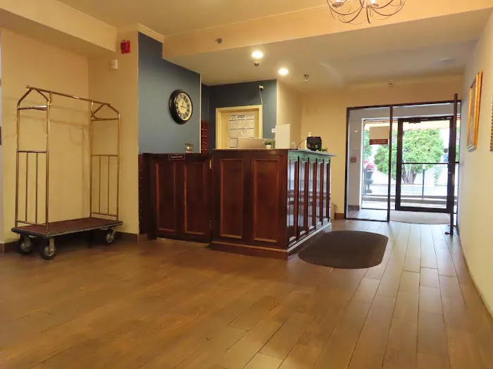 St Charles Hotel 4