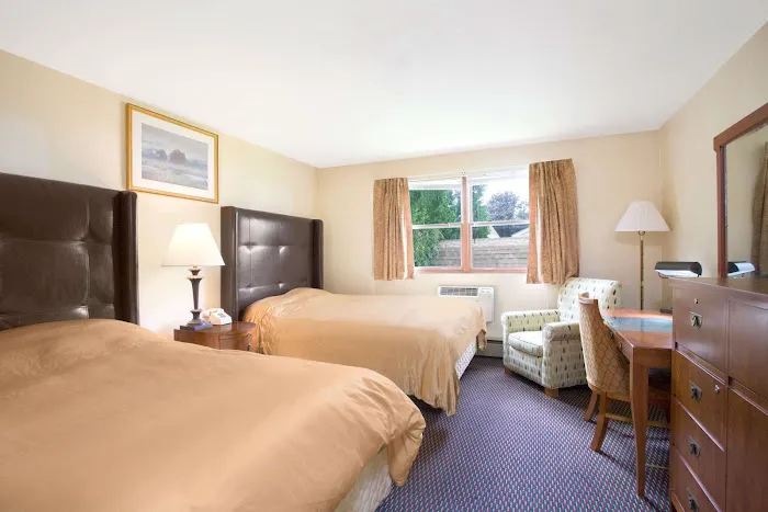 Knights Inn Endwell 4