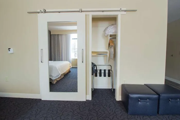 Hampton Inn & Suites Cazenovia 4
