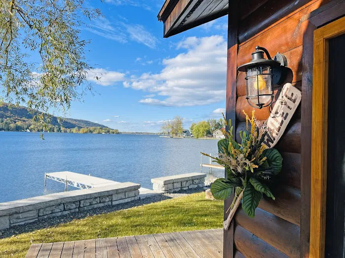 DeRuyter Lake General Store & Cottage Rentals 4