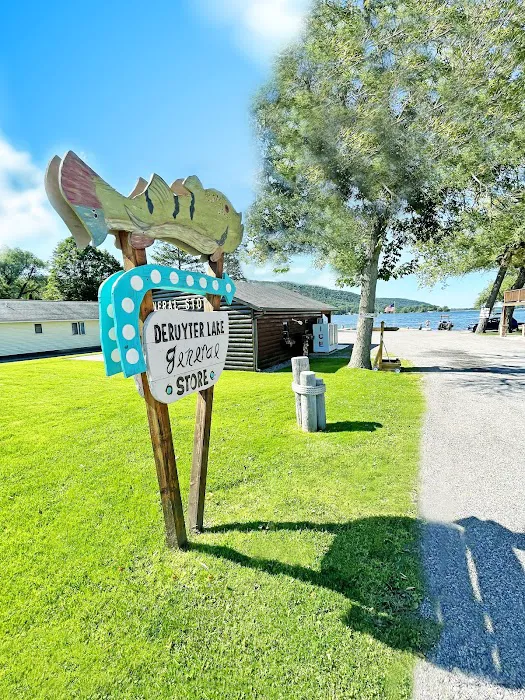 DeRuyter Lake General Store & Cottage Rentals 4