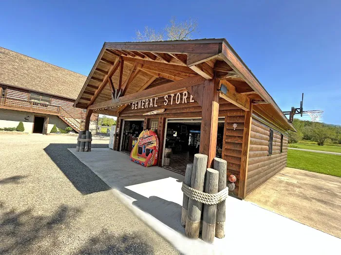 DeRuyter Lake General Store & Cottage Rentals 4