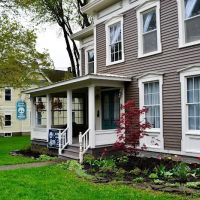 John Henry Bed & Breakfast