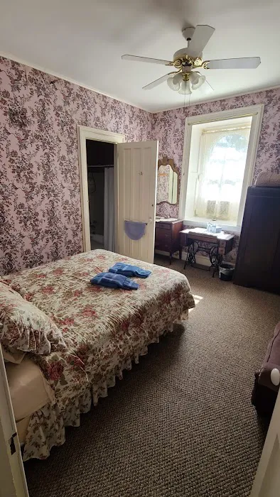 Limestone Mansion Bed & Breakfast 4