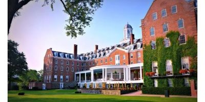 The Otesaga Resort Hotel