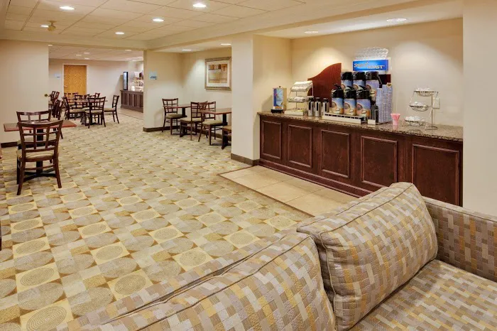 Holiday Inn Express Wilkes Barre East by IHG 4