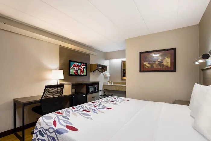 Red Roof Inn Wilkes-Barre Arena 3