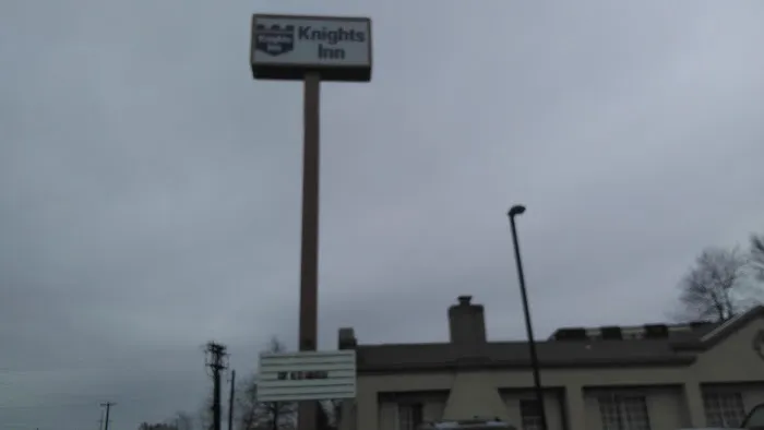 Knights Inn Claymont 4
