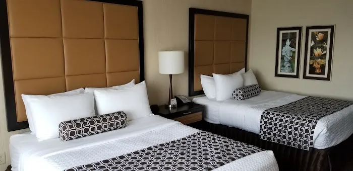 Brandywine Plaza Hotel 4