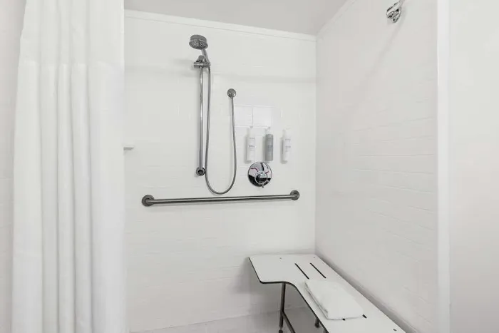 Hampton Inn Pennsville 5