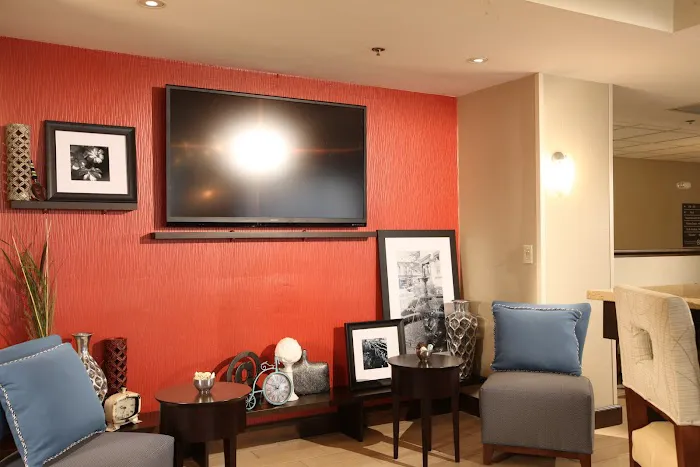 Hampton Inn Pennsville 5