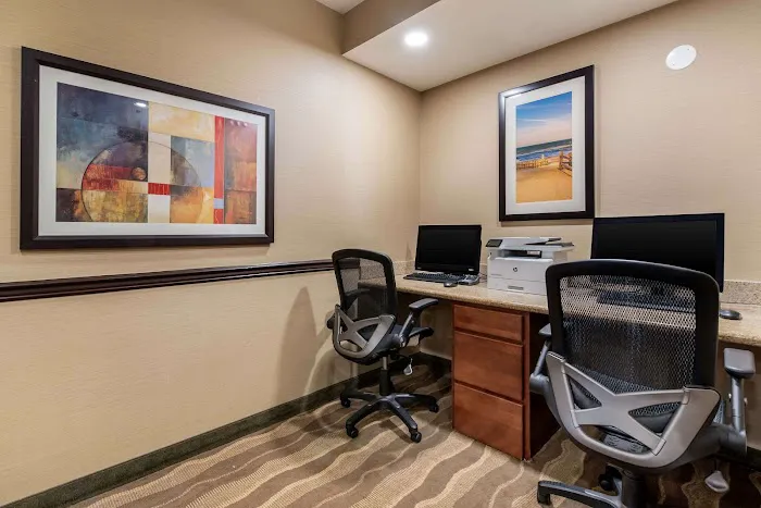 Comfort Suites Atlantic City North 4