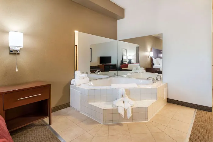 Comfort Suites Atlantic City North 4