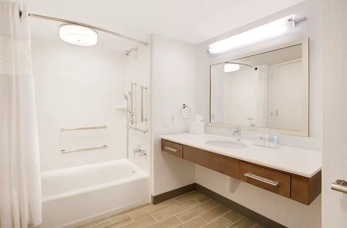 Hampton Inn Lancaster 4