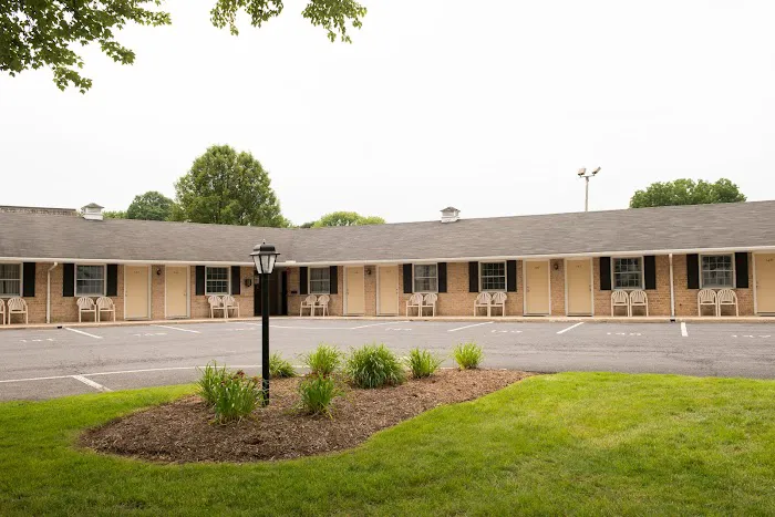 Bird-in-Hand Family Inn 4