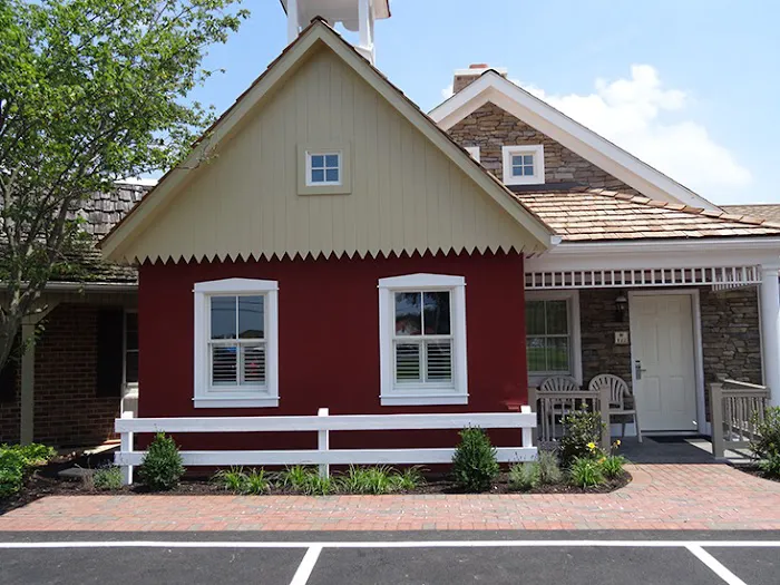 Bird-in-Hand Family Inn 4
