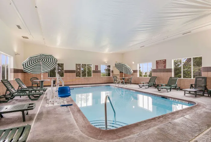Sleep Inn & Suites 4