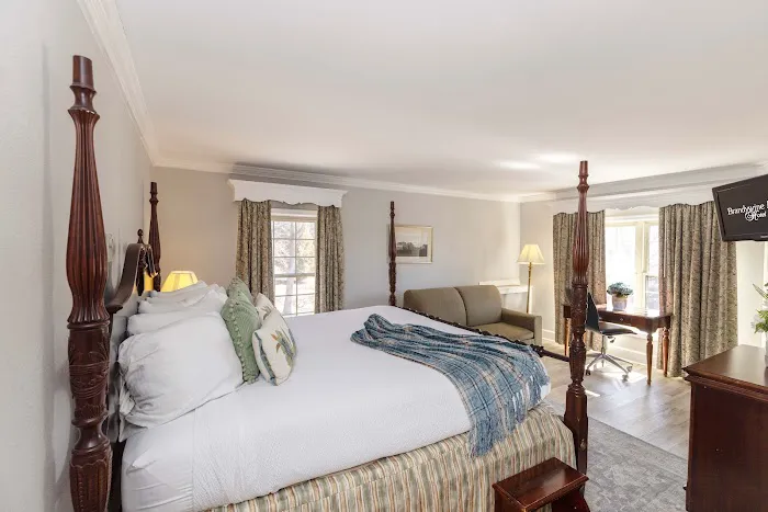 Brandywine River Hotel 4