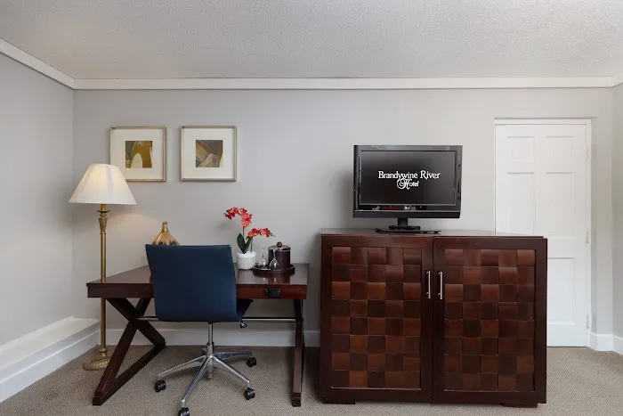 Brandywine River Hotel 4