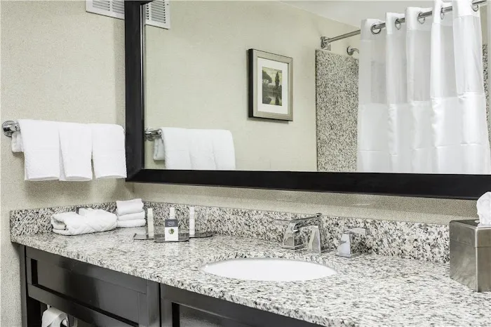 DoubleTree by Hilton Hotel Wilmington 4
