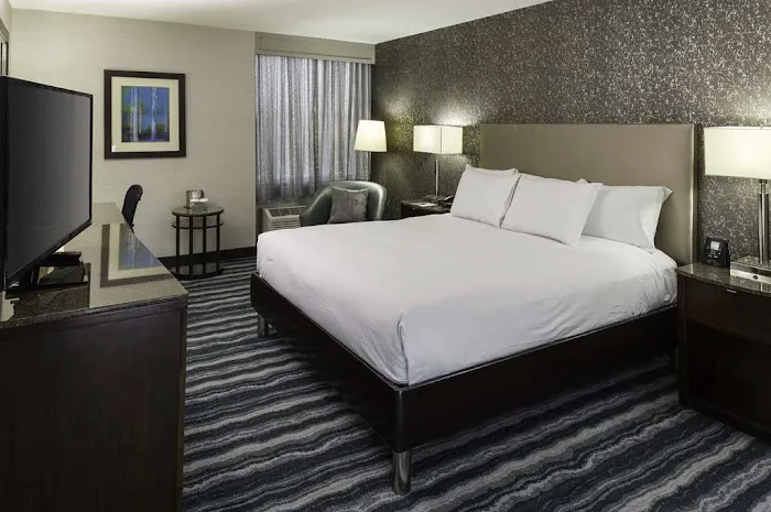 DoubleTree by Hilton Hotel Wilmington 4