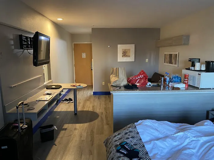 Microtel Inn & Suites by Wyndham West Chester 4