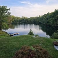 Wander Lakefront Retreat ico