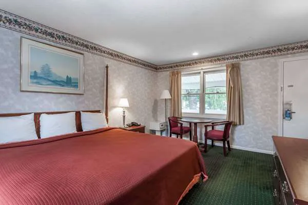 Travelodge by Wyndham Great Barrington Berkshires 4