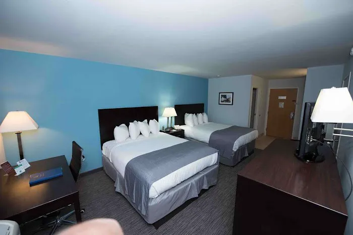 Best Western New Baltimore Inn 4