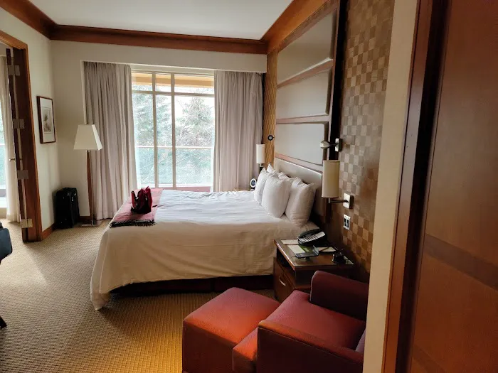The Lodge at Turning Stone 4