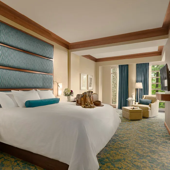 The Lodge at Turning Stone 4