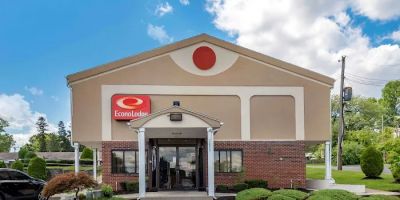 Econo Lodge Dewitt I-90