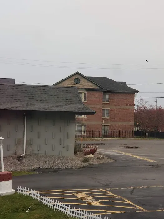 Budget Inn 5