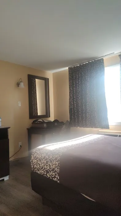 Budget Inn 5